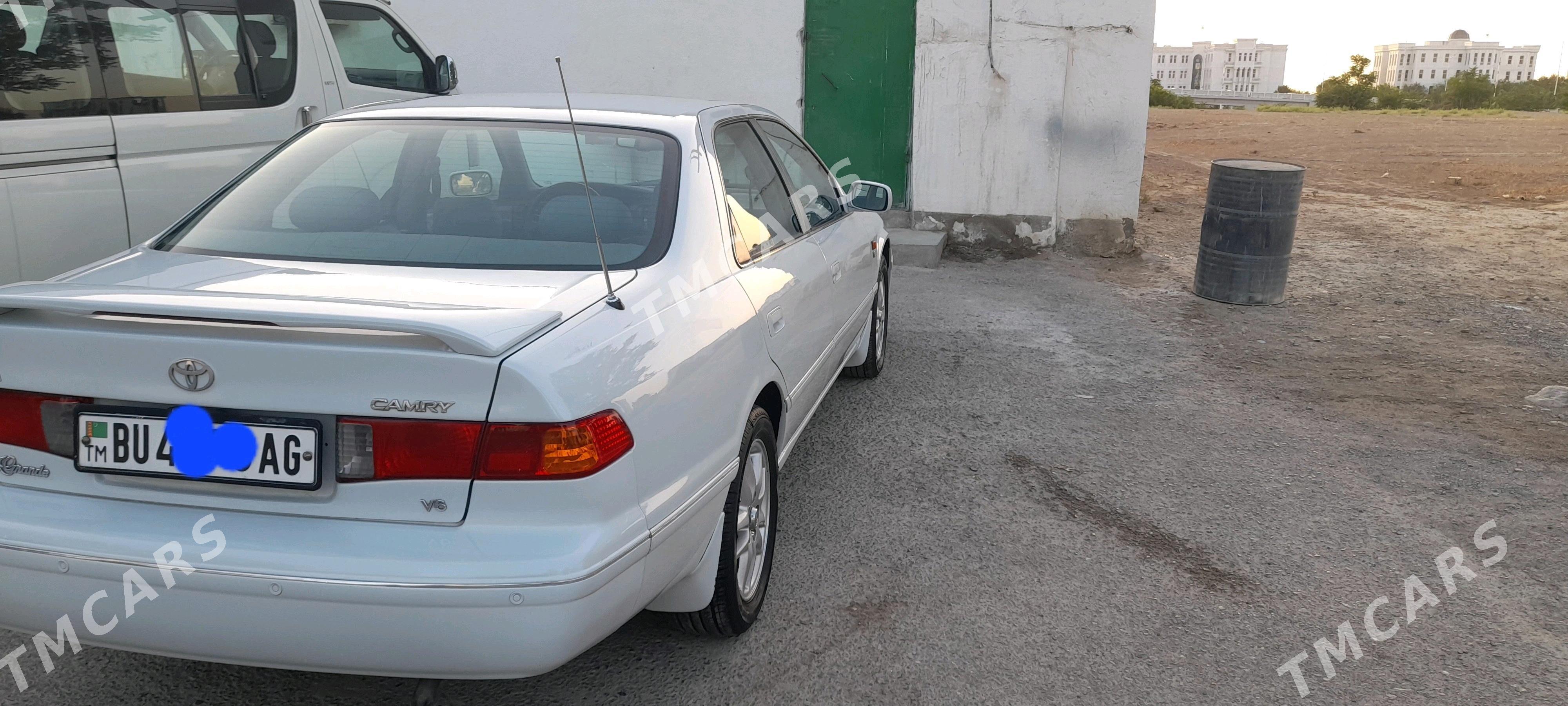Toyota Camry 2001 - 170 000 TMT - Aşgabat - img 3