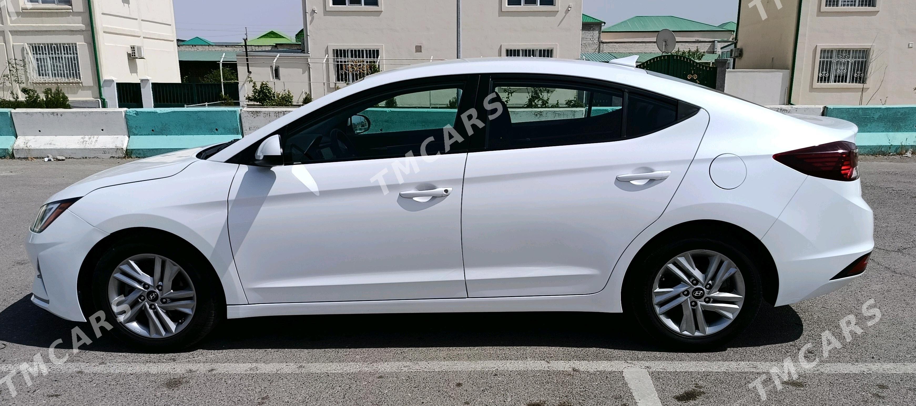 Hyundai Elantra 2020 - 230 000 TMT - Aşgabat - img 4
