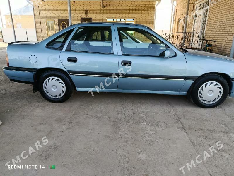 Opel Vectra 1990 - 22 000 TMT - Wekilbazar - img 2