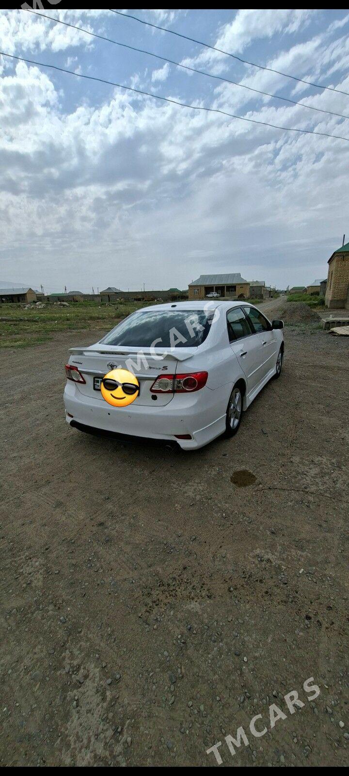 Toyota Corolla 2011 - 175 000 TMT - Gökdepe - img 3