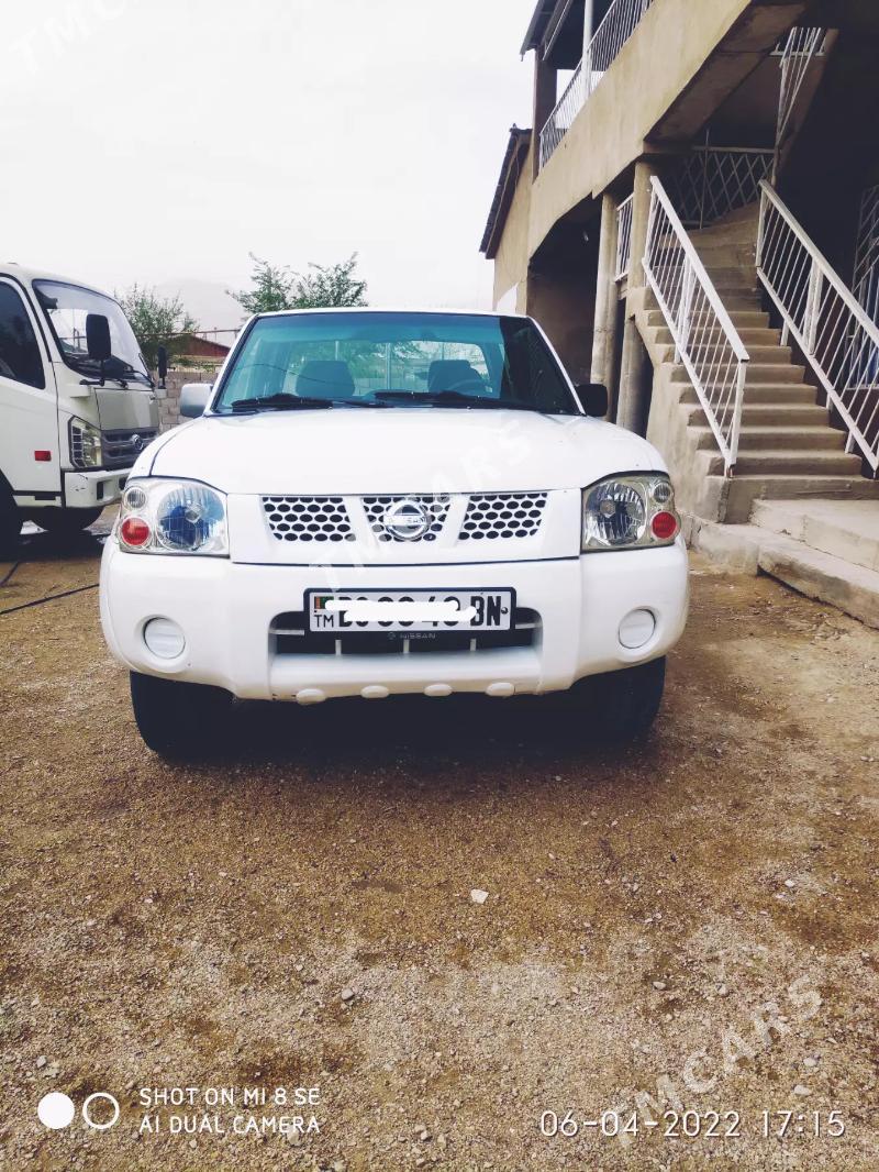 Nissan Navara 2004 - 100 000 TMT - Балканабат - img 3