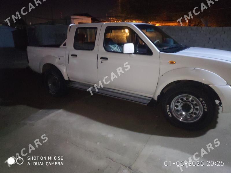 Nissan Navara 2004 - 100 000 TMT - Балканабат - img 7