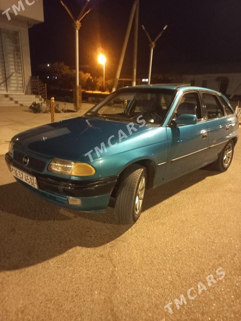 Opel Astra 1994 - 38 000 TMT - Дашогуз - img 2