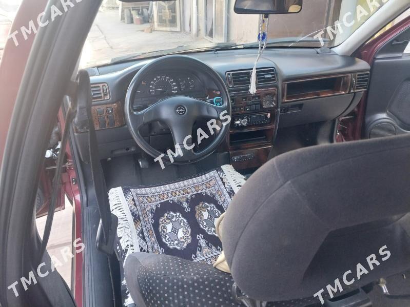 Opel Vectra 1993 - 39 000 TMT - Дашогуз - img 5