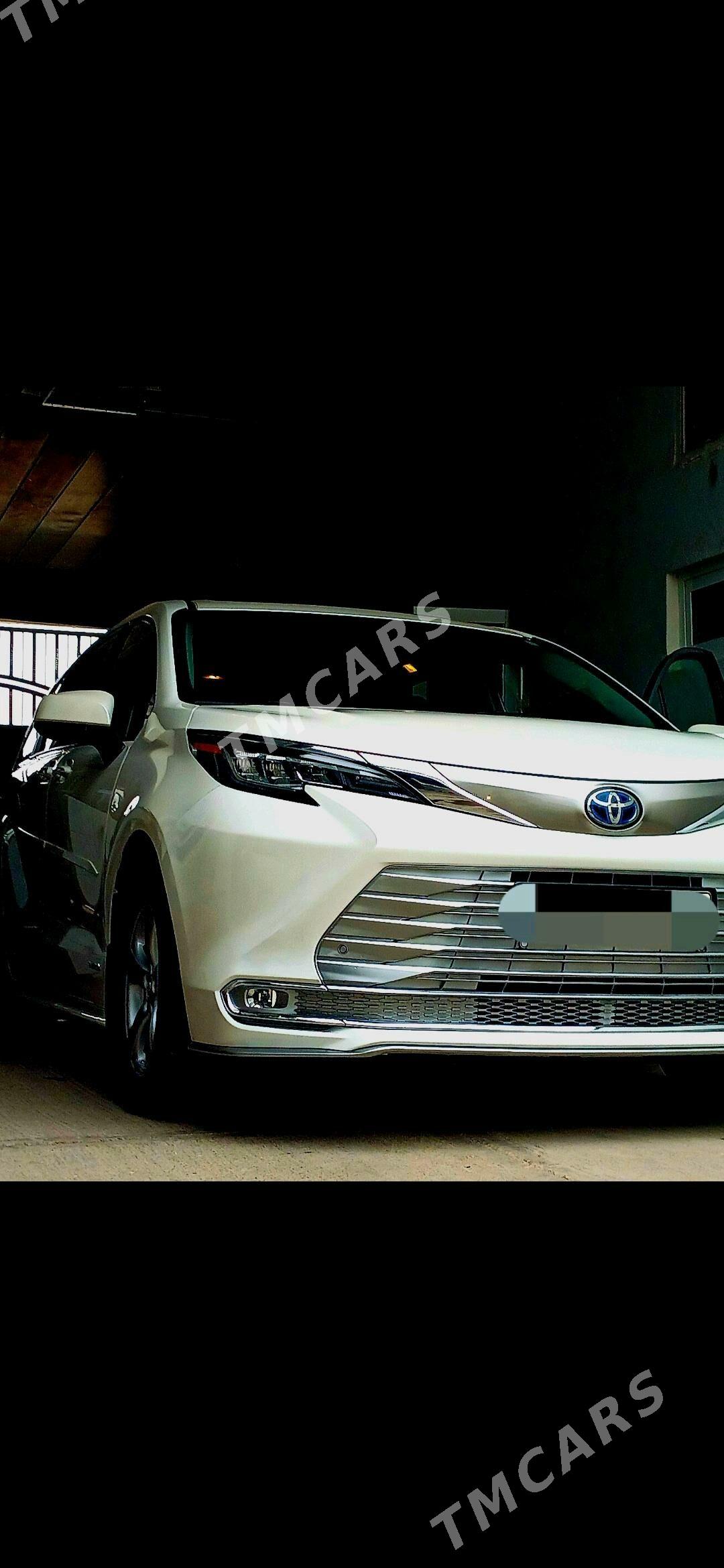 Toyota Sienna 2021 - 580 000 TMT - Ашхабад - img 8