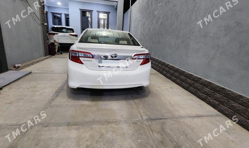 Toyota Camry 2013 - 240 000 TMT - Бузмеин - img 3