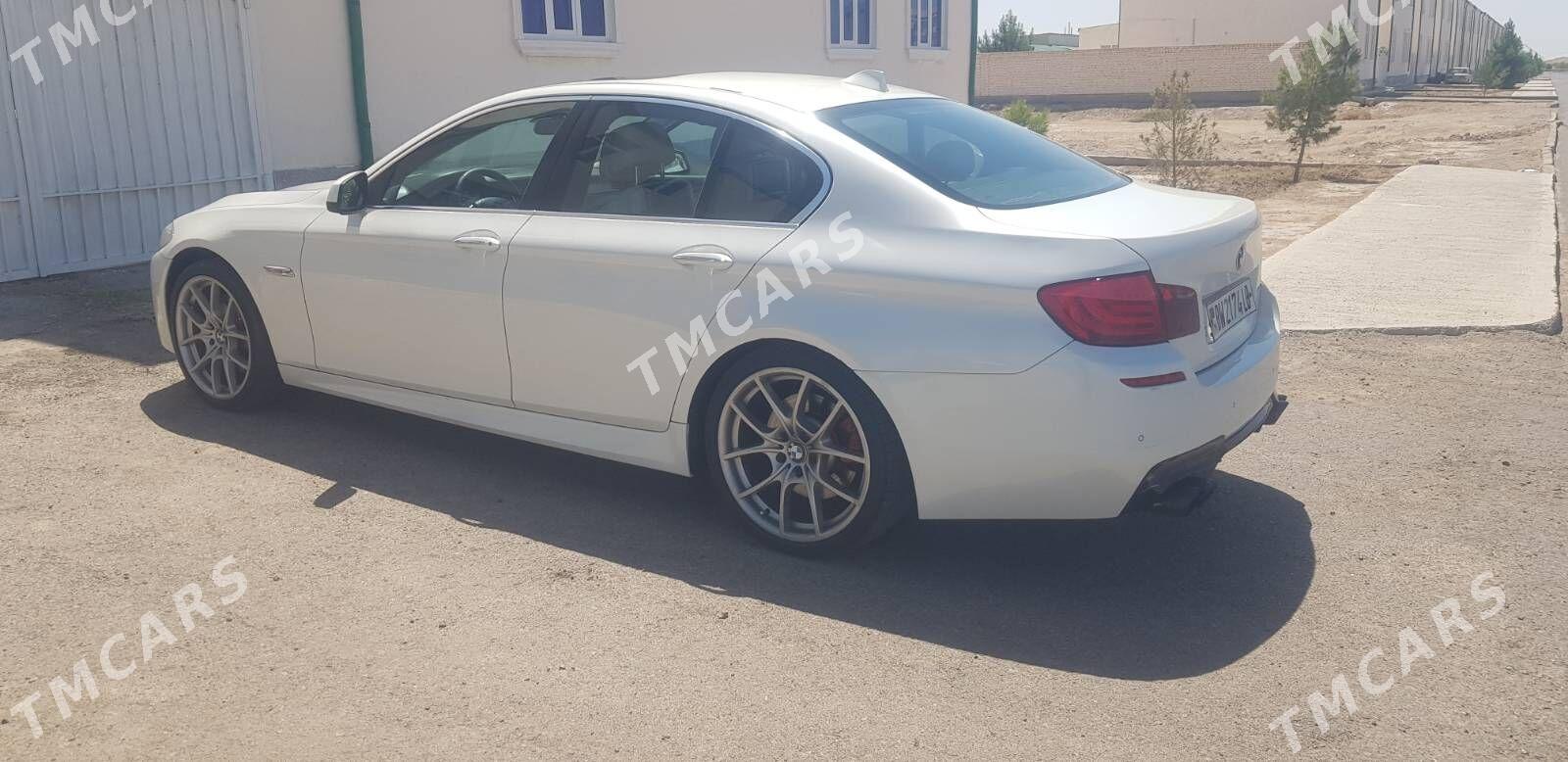 BMW F10 2011 - 450 000 TMT - Туркменабат - img 4