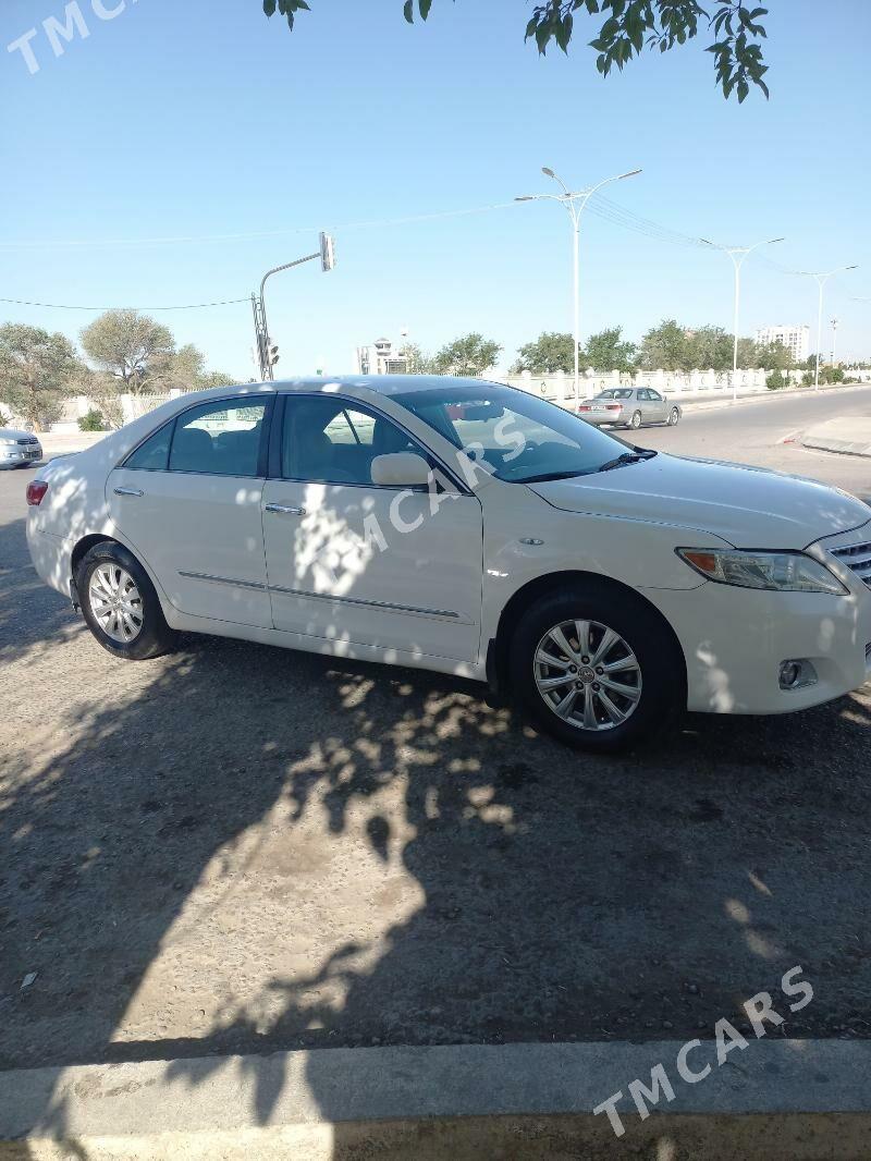 Toyota Camry 2010 - 140 000 TMT - Балканабат - img 2