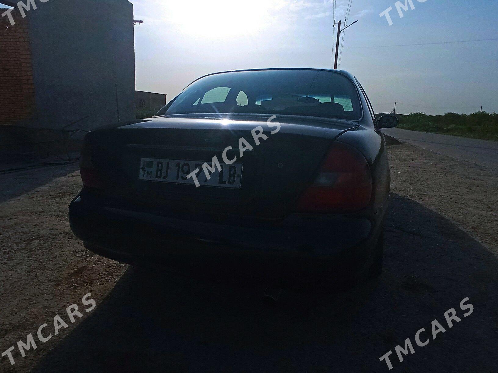 Hyundai Sonata 1998 - 25 000 TMT - Çärjew - img 9