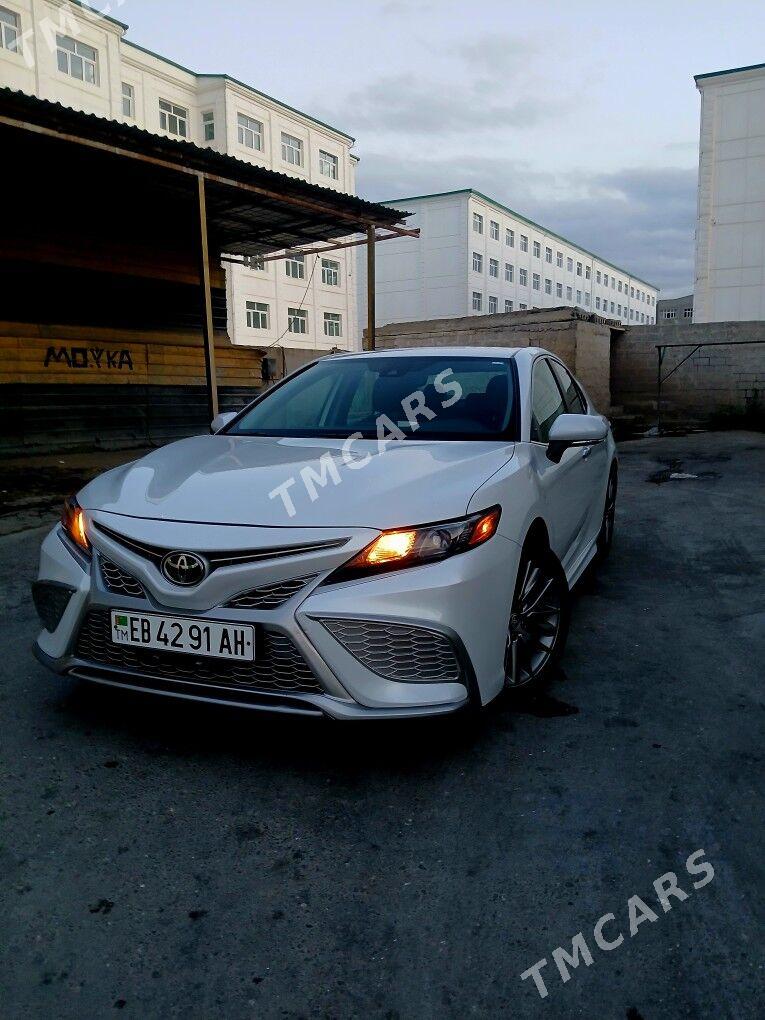 Toyota Camry 2022 - 340 000 TMT - Ашхабад - img 4