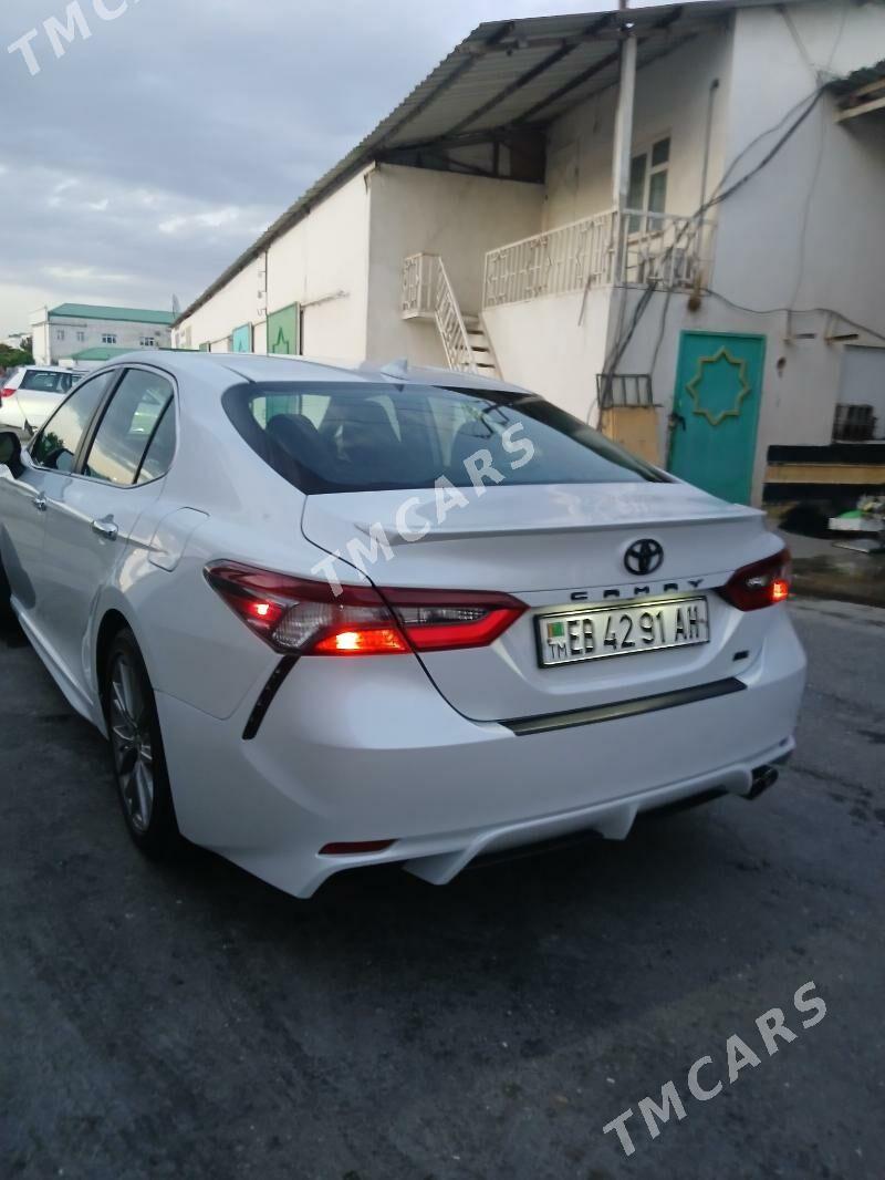 Toyota Camry 2022 - 340 000 TMT - Ашхабад - img 3