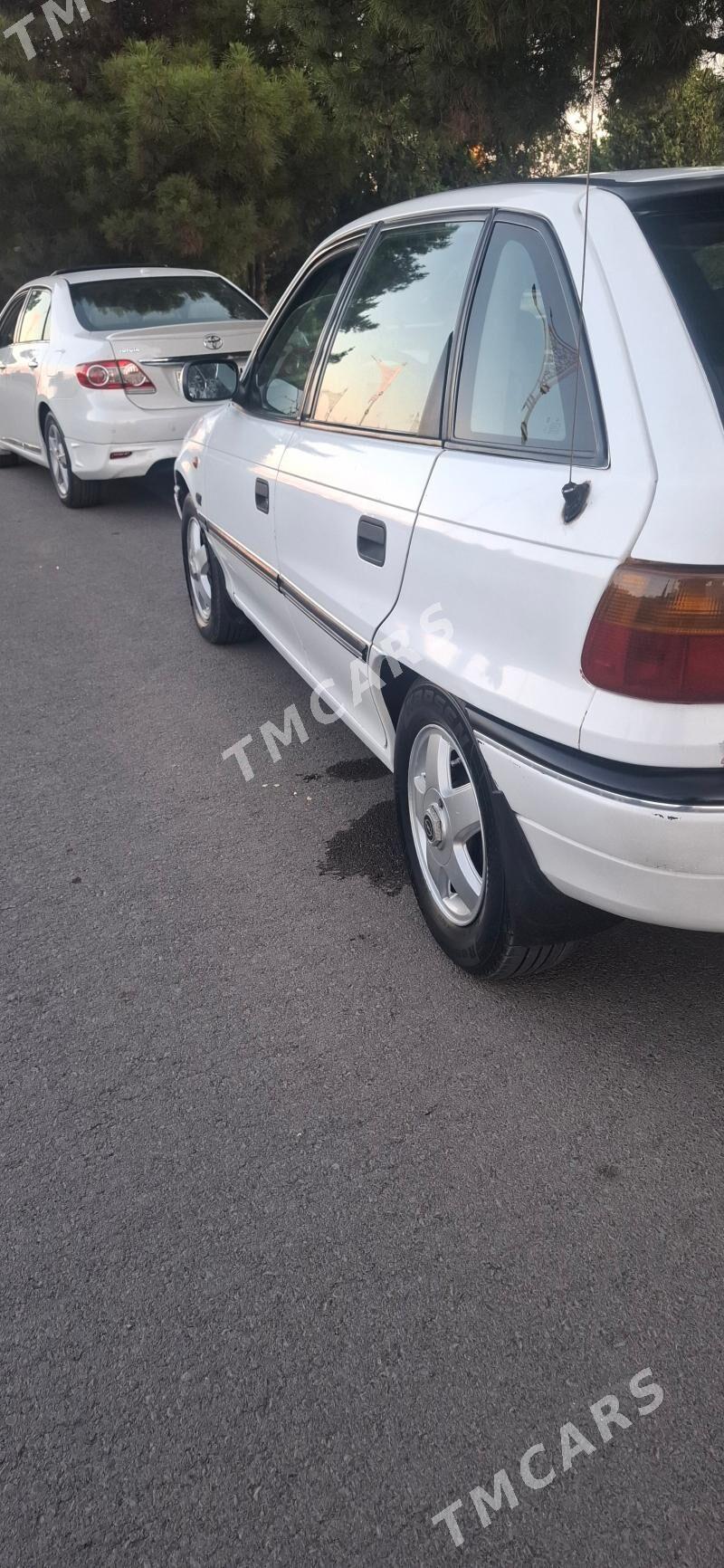 Opel Astra 1994 - 40 000 TMT - Ak bugdaý etraby - img 2