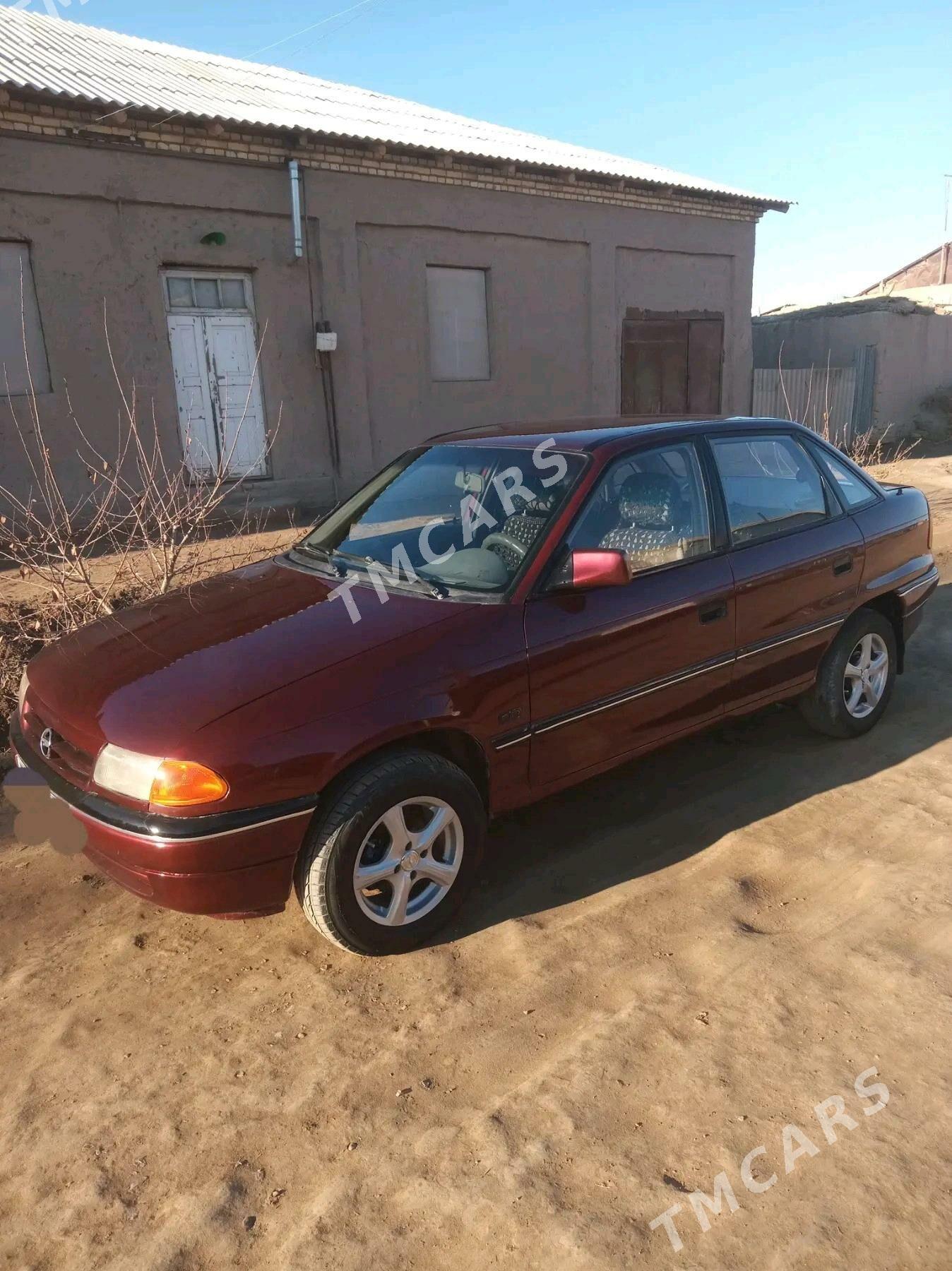 Opel Astra 1992 - 27 000 TMT - Türkmenbaşy etr. - img 3