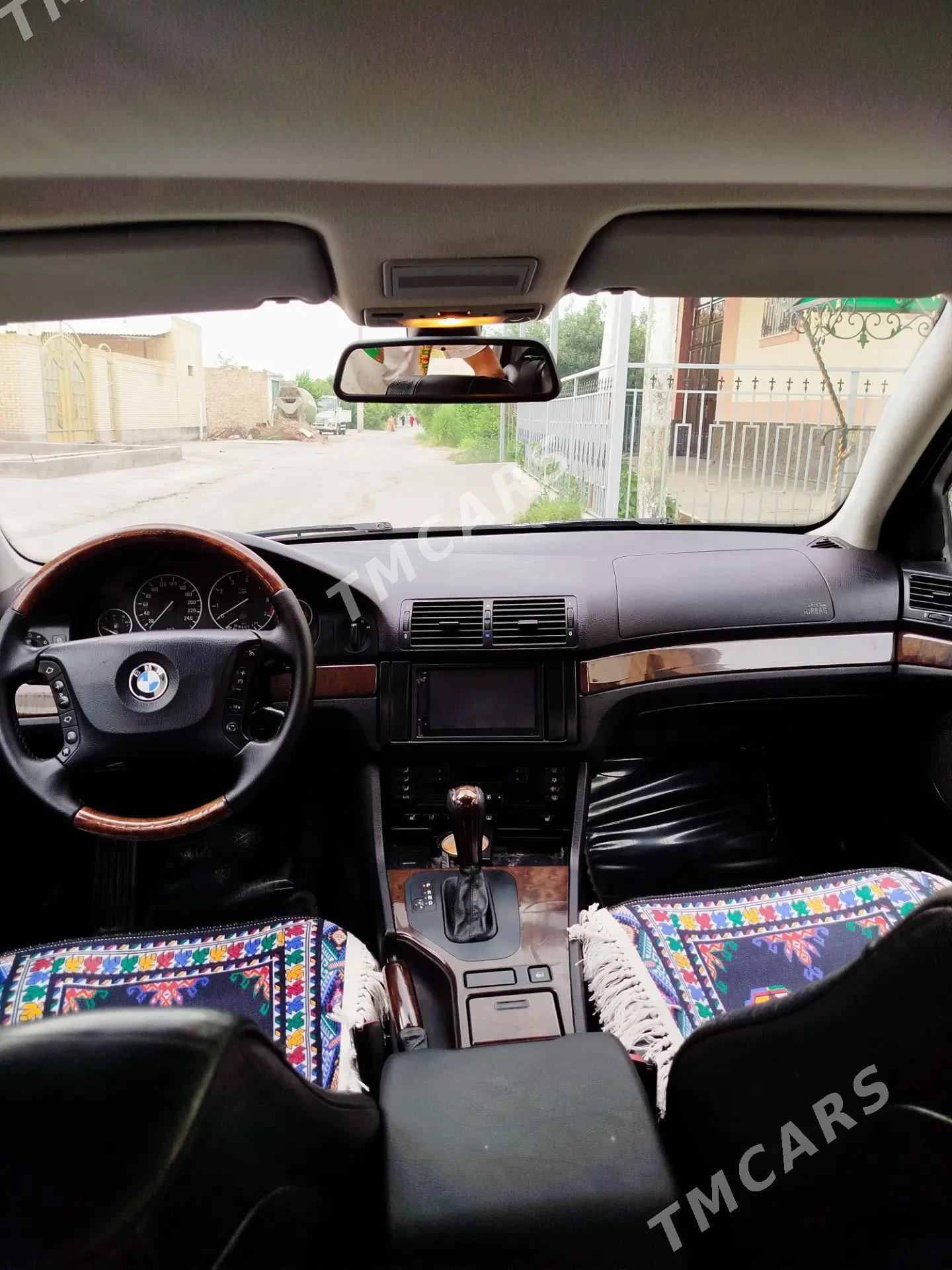 BMW 5 Series 2003 - 130 000 TMT - Туркменабат - img 3