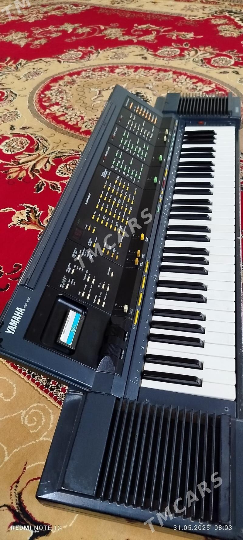 YAMAHA PSR 6300 - Mary - img 4
