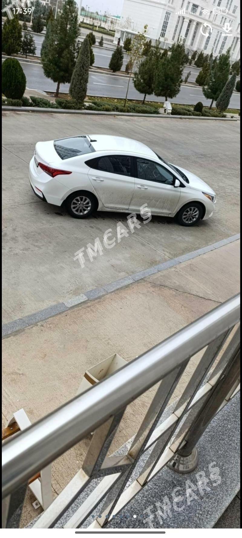 Hyundai Accent 2018 - 198 000 TMT - Гуртли - img 8