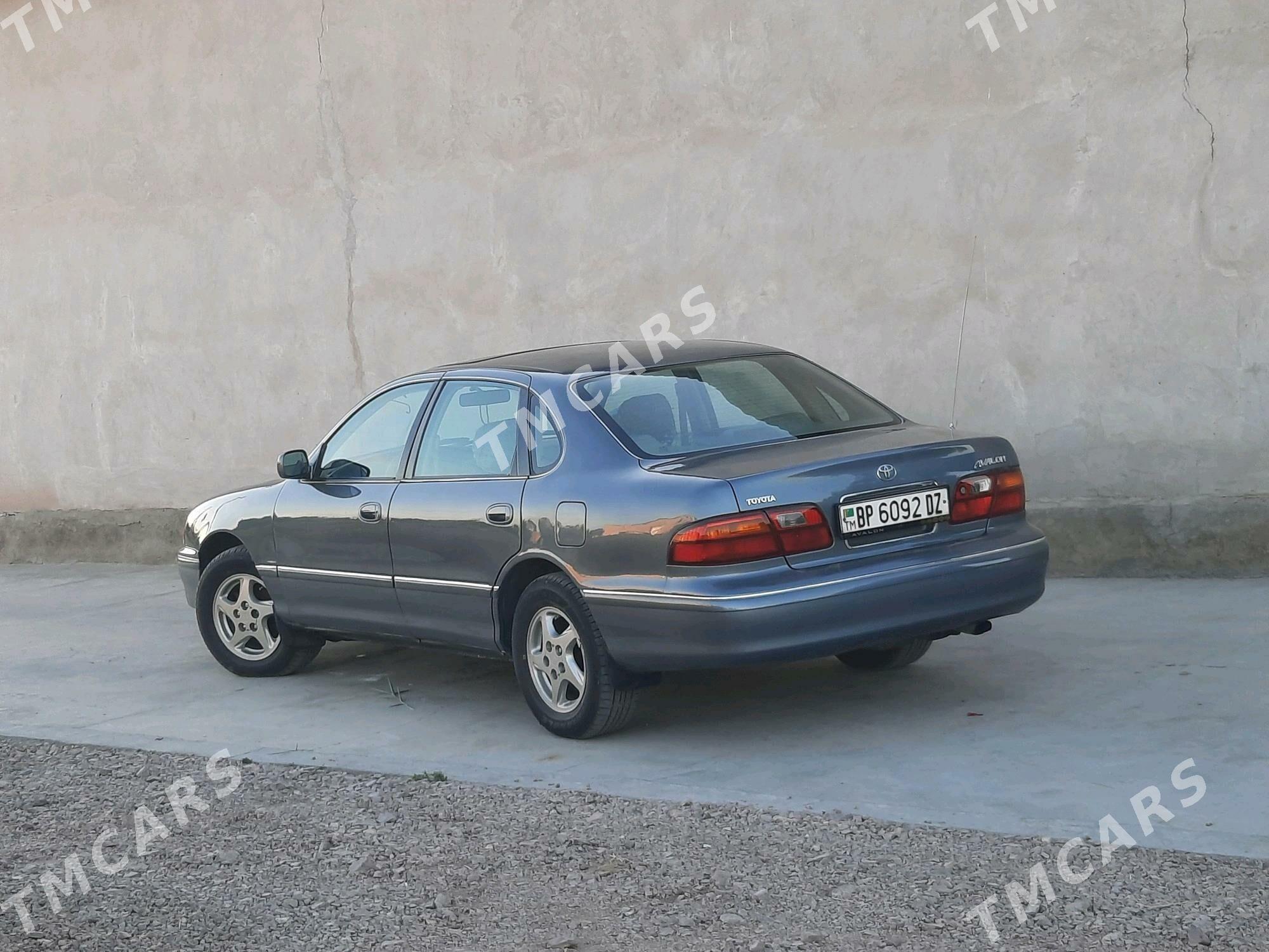 Toyota Avalon 1998 - 123 000 TMT - Губадаг - img 2