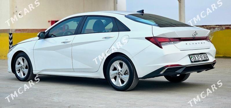 Hyundai Elantra 2021 - 250 000 TMT - Ашхабад - img 10