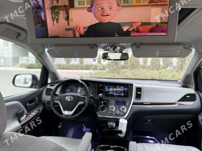 Toyota Sienna 2018 - 385 000 TMT - Мары - img 7