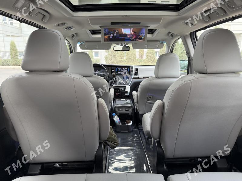 Toyota Sienna 2018 - 385 000 TMT - Мары - img 6