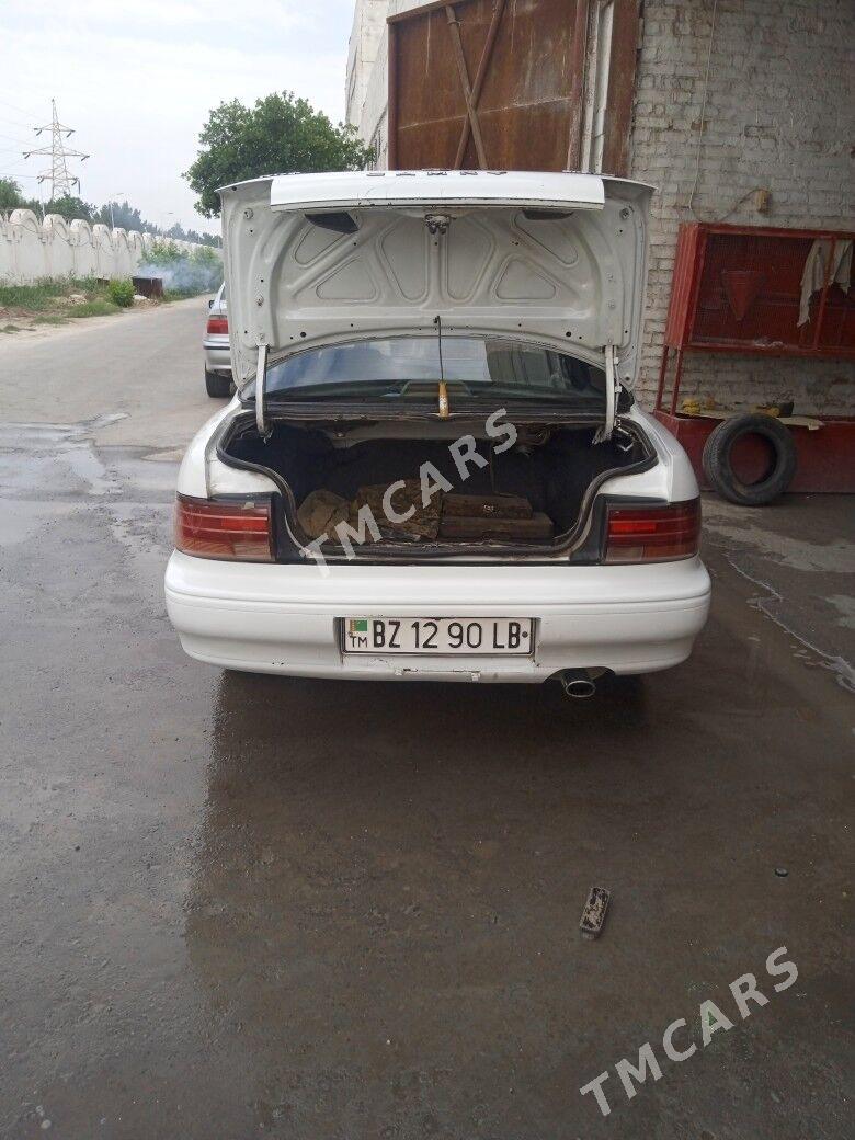 Toyota Camry 1993 - 50 000 TMT - Garabekewül - img 3