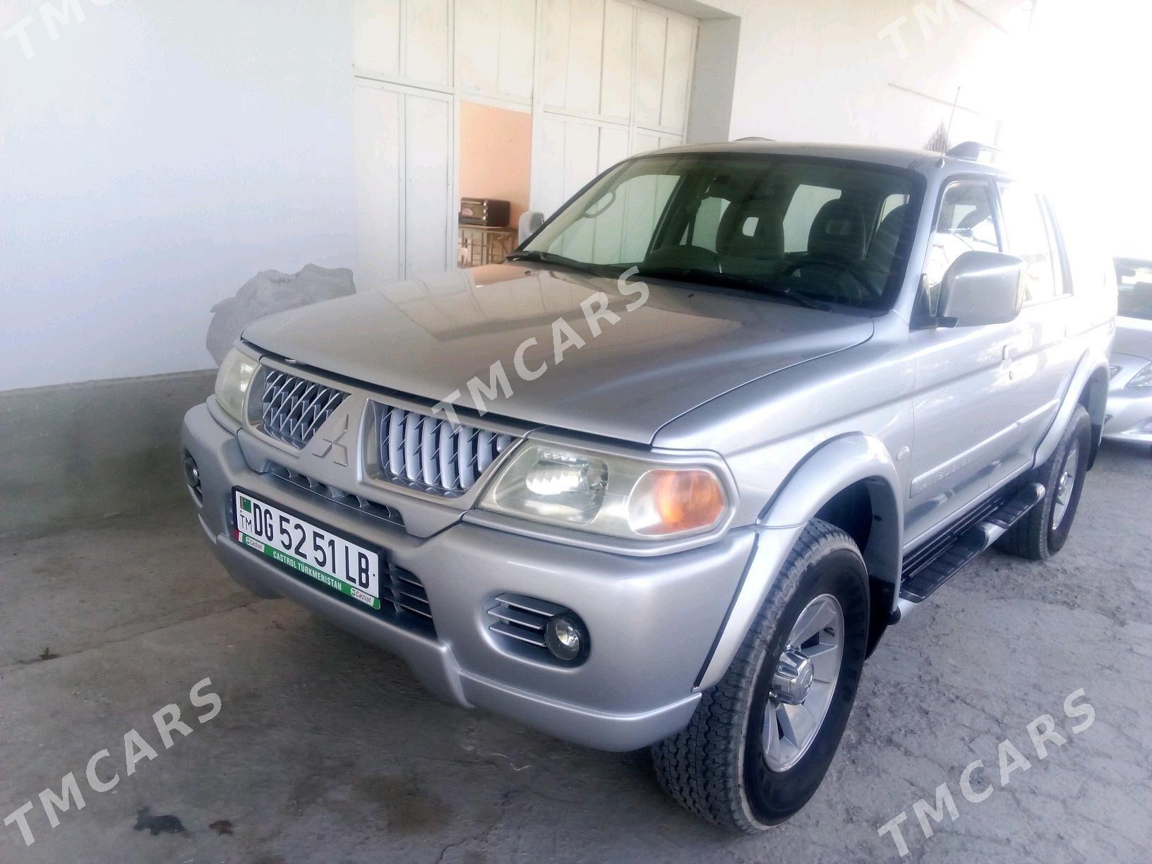 Mitsubishi Montero Sport 2005 - 175 000 TMT - Saýat - img 3