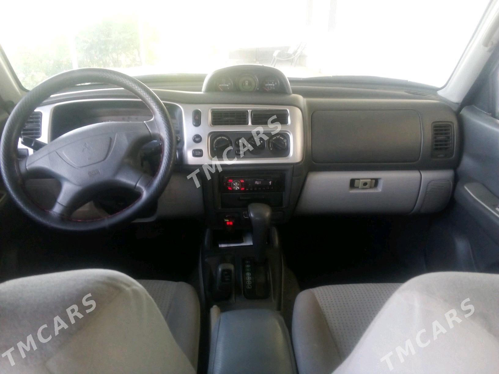 Mitsubishi Montero Sport 2005 - 175 000 TMT - Saýat - img 6