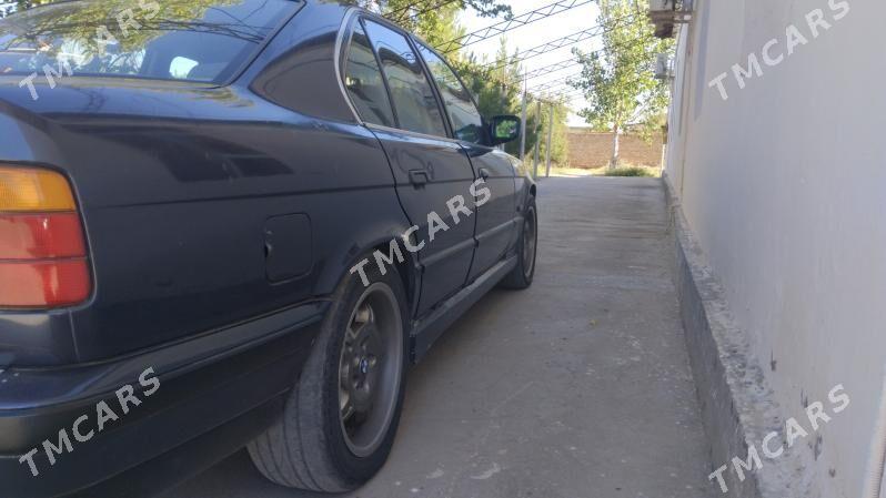 BMW 525 1990 - 45 000 TMT - Дянев - img 4