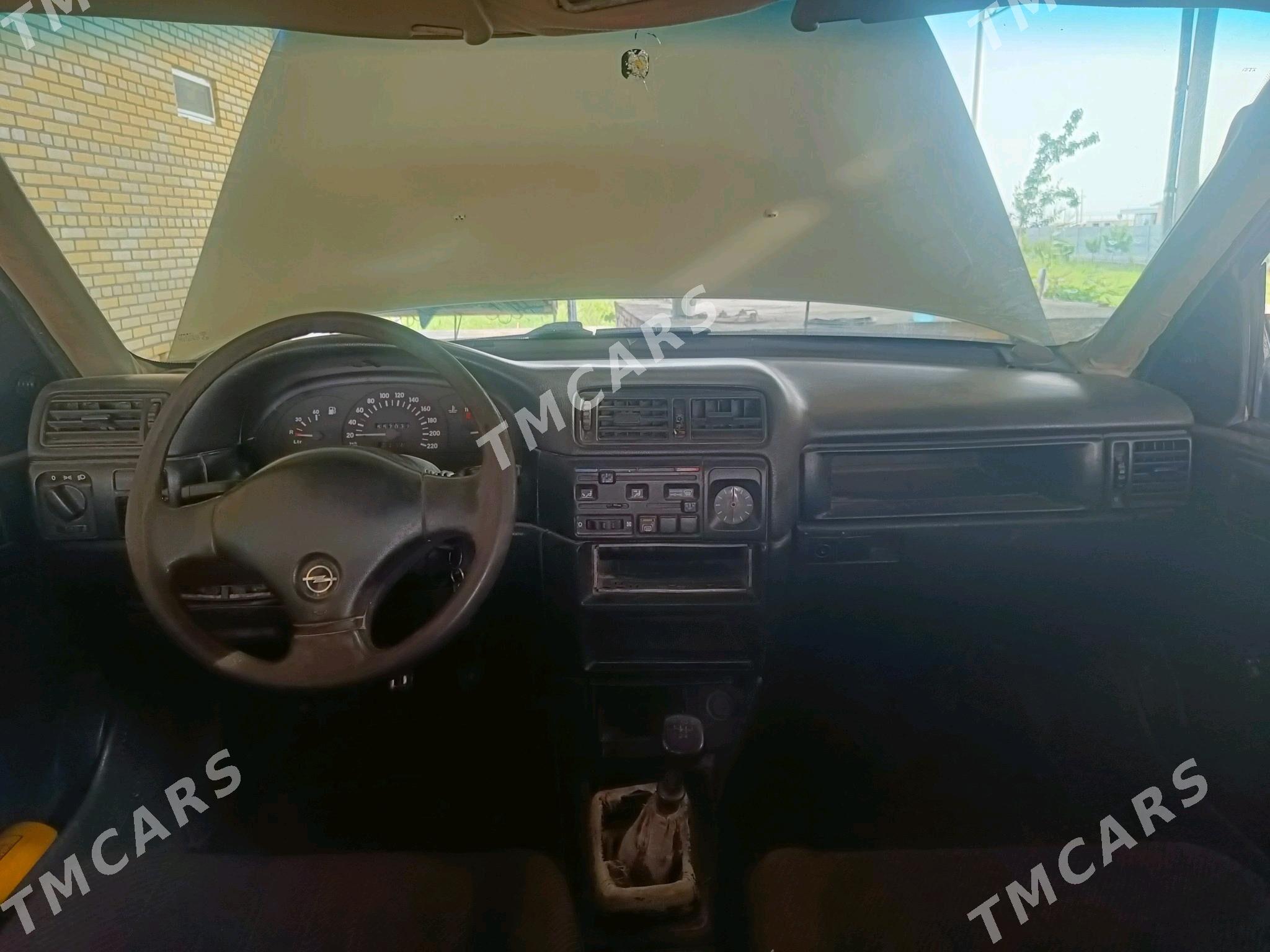Opel Vectra 1991 - 22 000 TMT - Мары - img 2