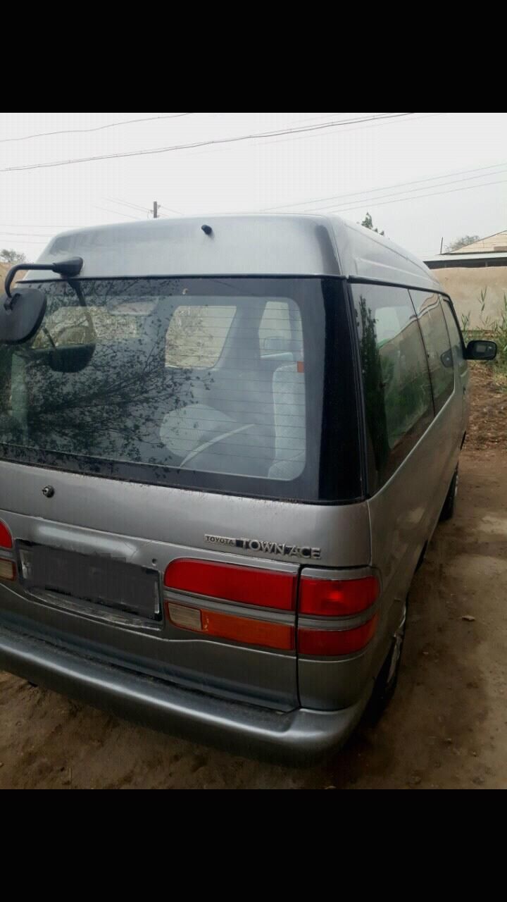 Toyota Town Ace 1993 - 65 000 TMT - Губадаг - img 4