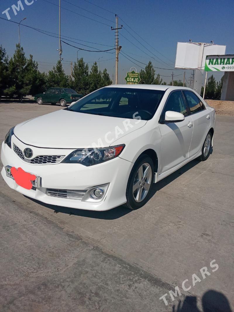 Toyota Camry 2014 - 250 000 TMT - Мары - img 2