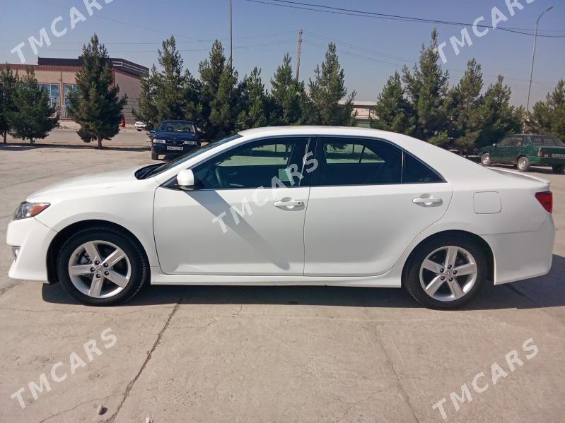 Toyota Camry 2014 - 250 000 TMT - Мары - img 4