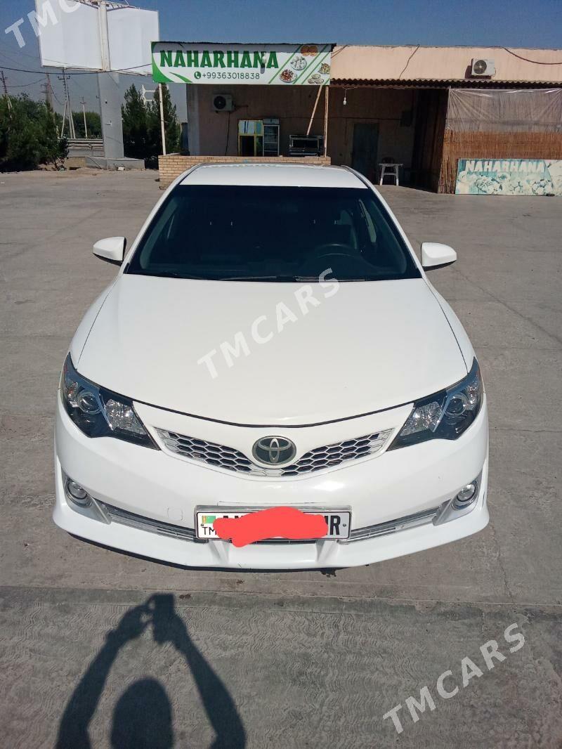 Toyota Camry 2014 - 250 000 TMT - Мары - img 6