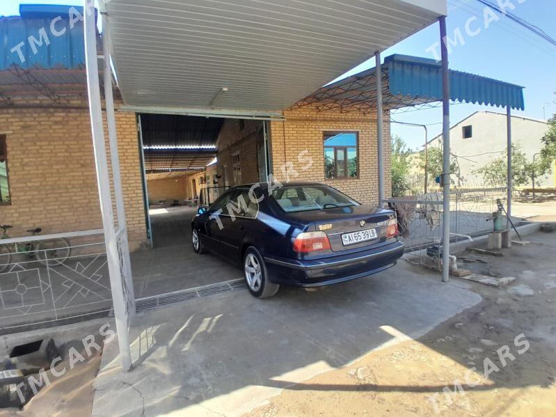 BMW 528 1998 - 80 000 TMT - Саят - img 2