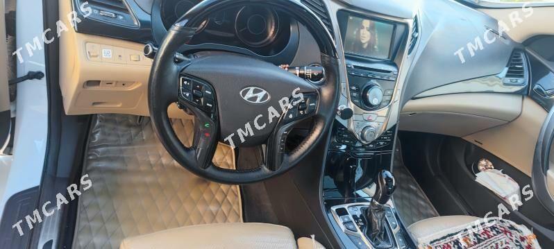 Hyundai Grandeur 2013 - 240 000 TMT - Кипджак - img 2