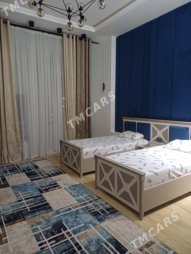продам 3ком 16этап - 16-njy tapgyr - img 2