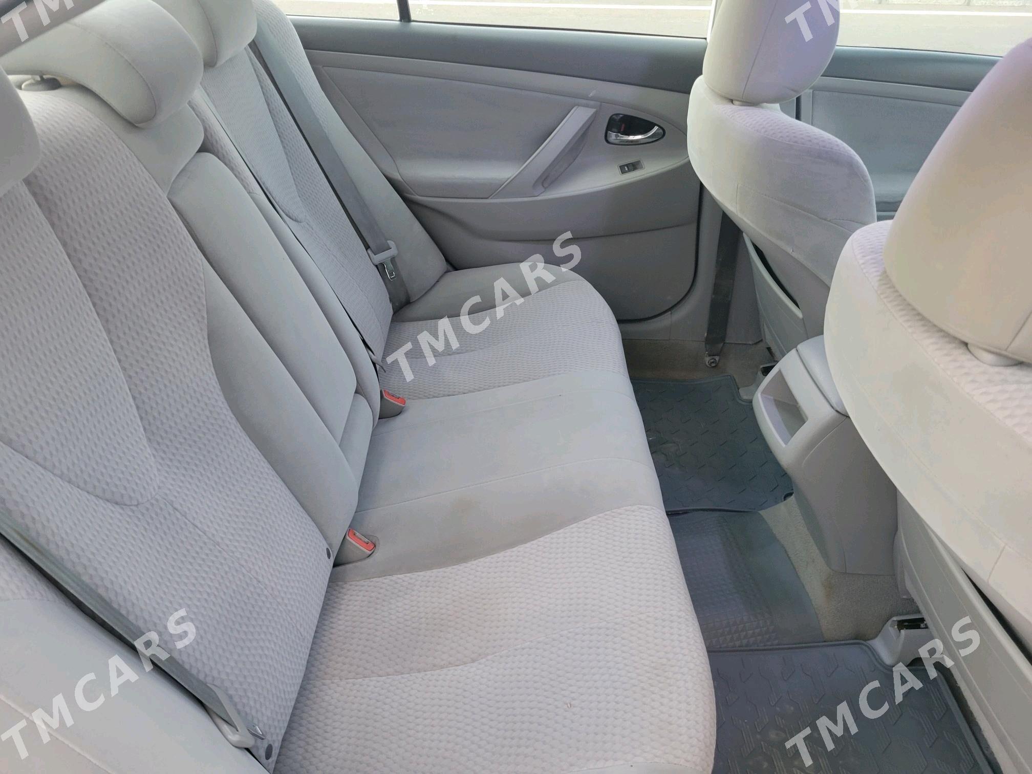 Toyota Camry 2010 - 162 000 TMT - Mary - img 4
