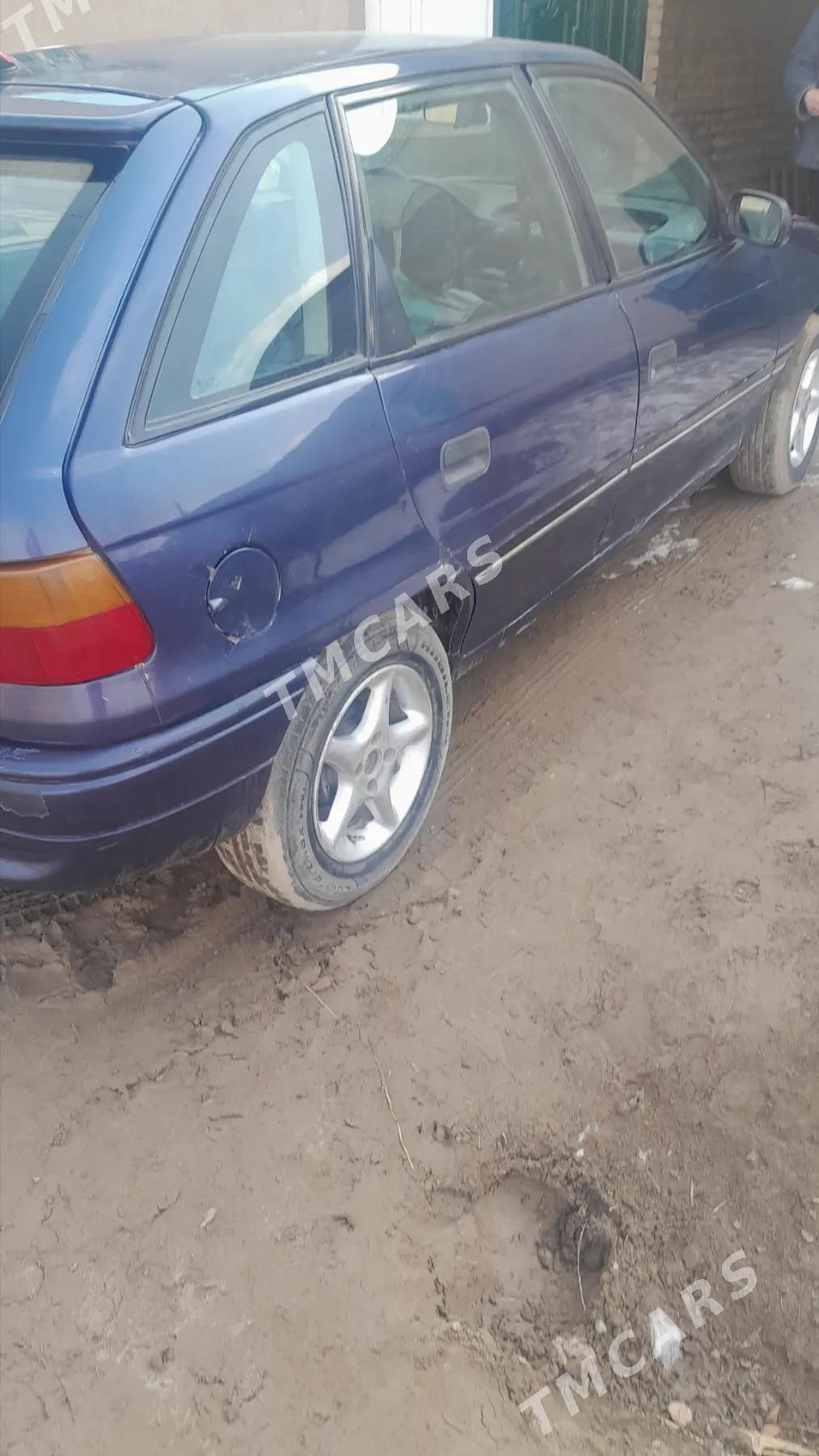 Opel Astra 1993 - 37 000 TMT - Köneürgenç - img 3
