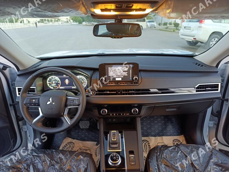 Mitsubishi Outlander 2023 - 440 000 TMT - Aşgabat - img 6