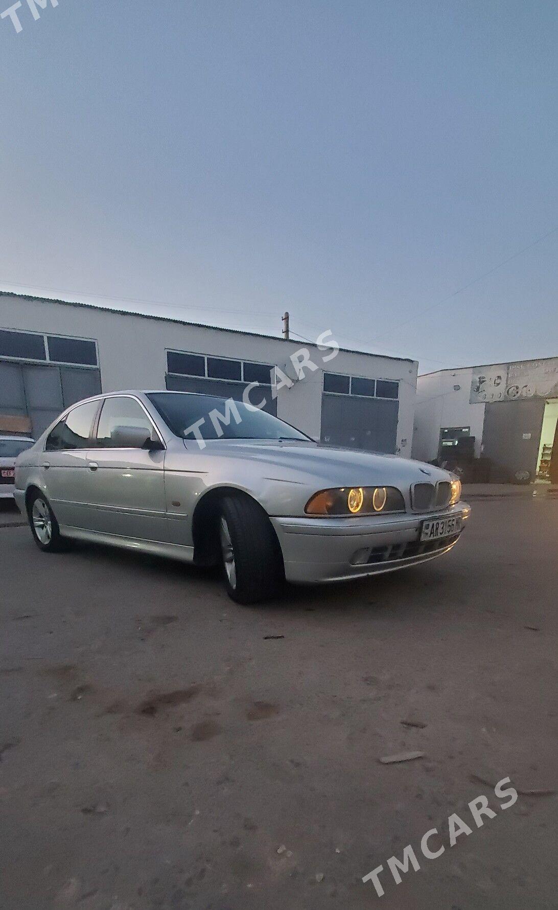 BMW E39 2001 - 120 000 TMT - Mary - img 2