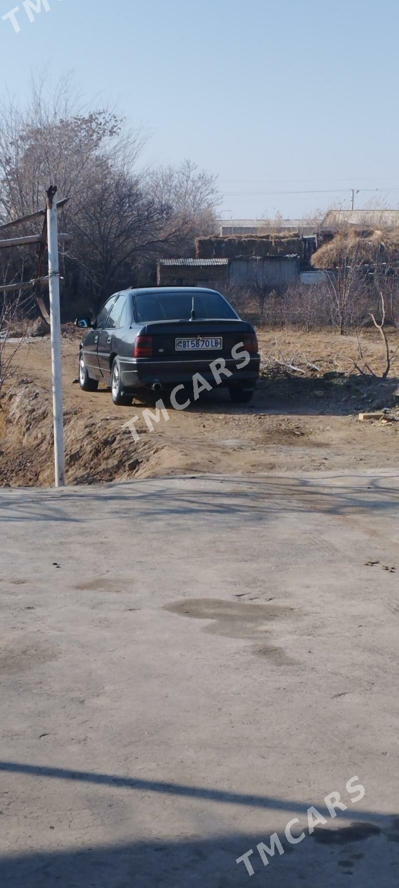 Opel Vectra 1990 - 44 000 TMT - Саят - img 4