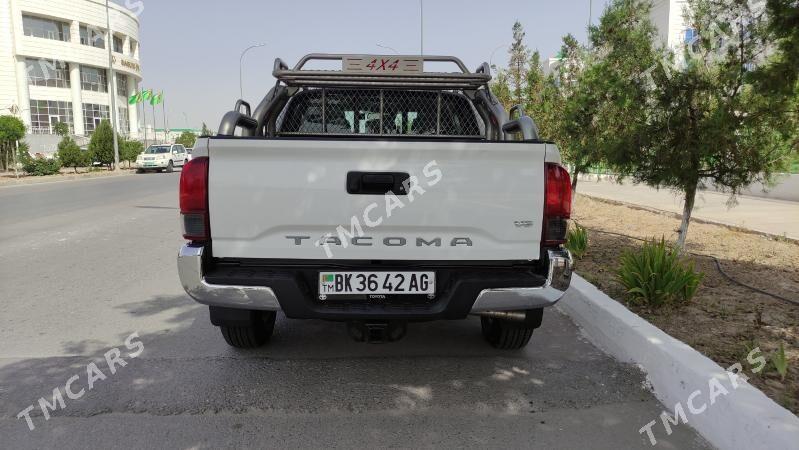 Toyota Tacoma 2019 - 420 000 TMT - Aşgabat - img 5