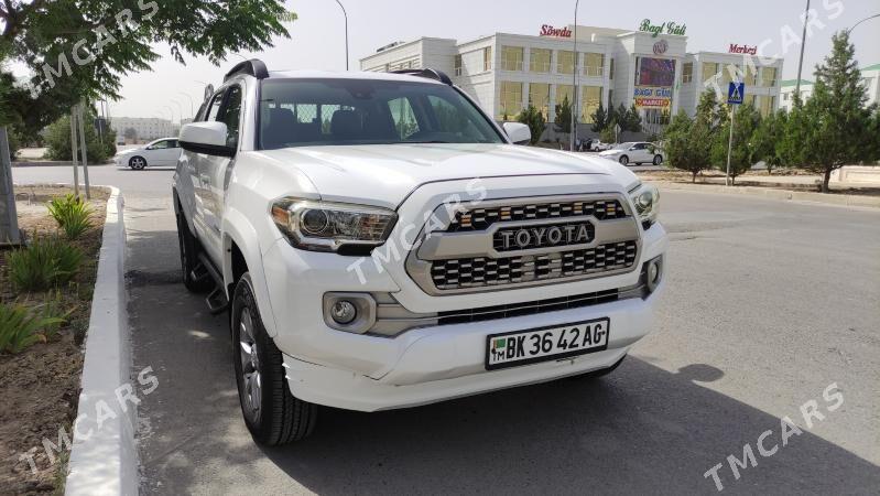 Toyota Tacoma 2019 - 420 000 TMT - Aşgabat - img 4