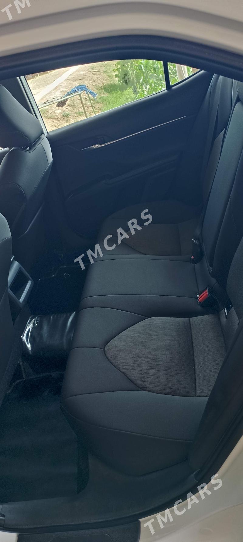 Toyota Camry 2021 - 300 000 TMT - Сакарчага - img 6