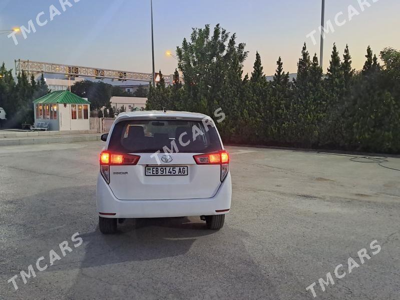 Toyota Innova 2020 - 235 000 TMT - 11 mkr - img 2