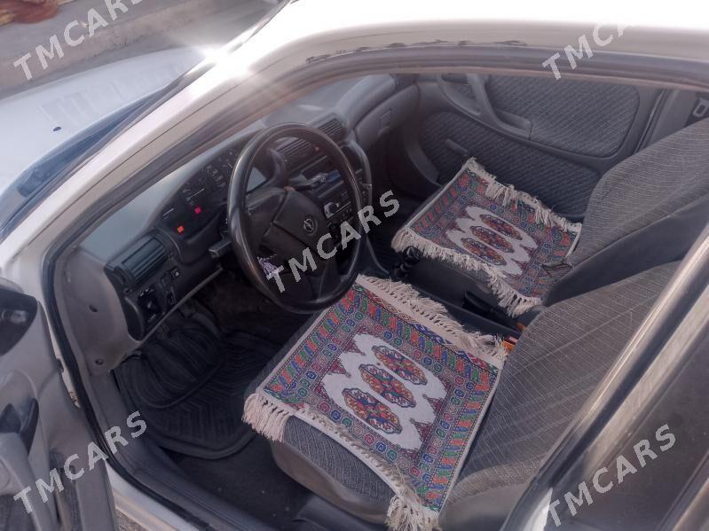 Opel Astra 1993 - 38 000 TMT - Änew - img 2