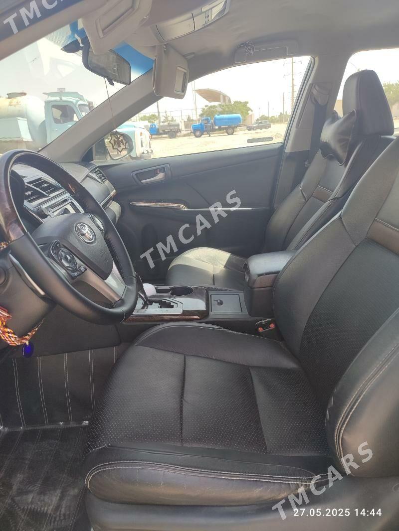 Toyota Camry 2014 - 218 000 TMT - Мары - img 2