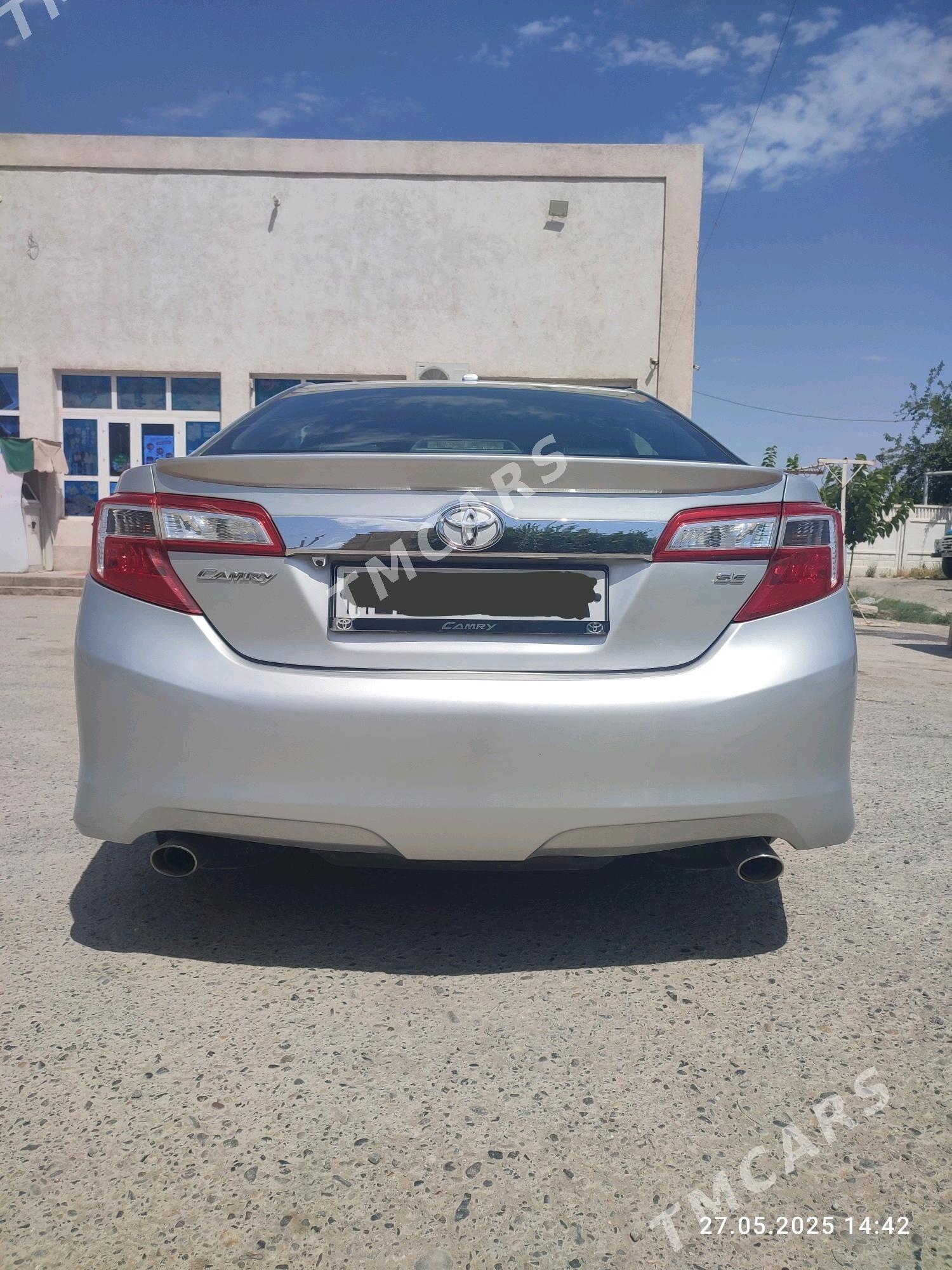 Toyota Camry 2014 - 218 000 TMT - Мары - img 10