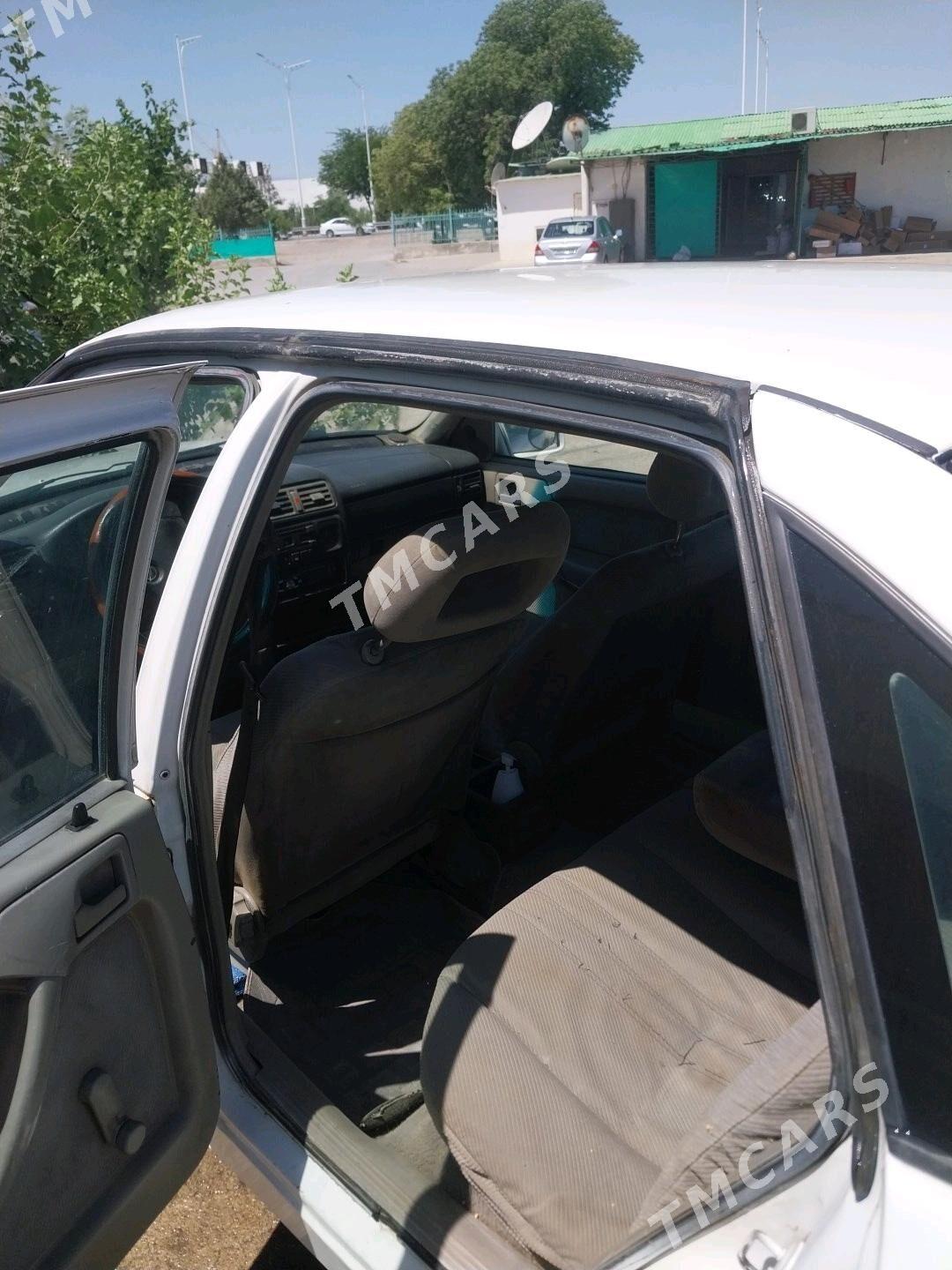 Opel Vectra 1991 - 30 000 TMT - Бедев - img 2