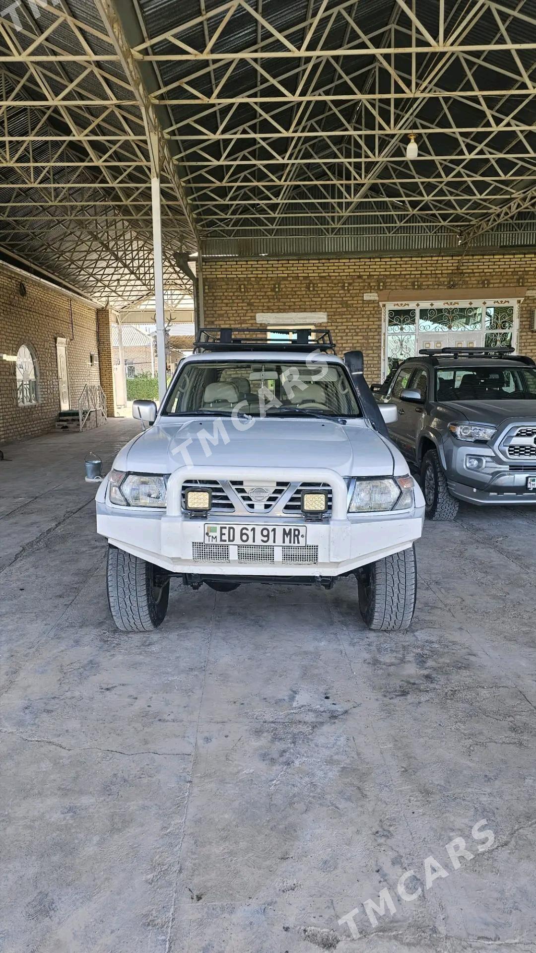 Nissan Patrol 2001 - 160 000 TMT - Baýramaly - img 4